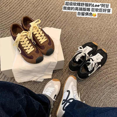 苏茵茵同款休闲阿甘鞋2025新款复古运动女鞋真皮内增高德训鞋