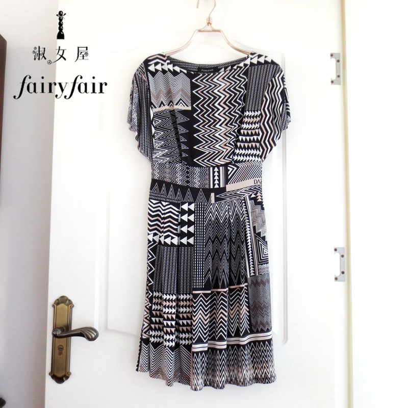 特价针织花色民族风莫代尔连衣裙