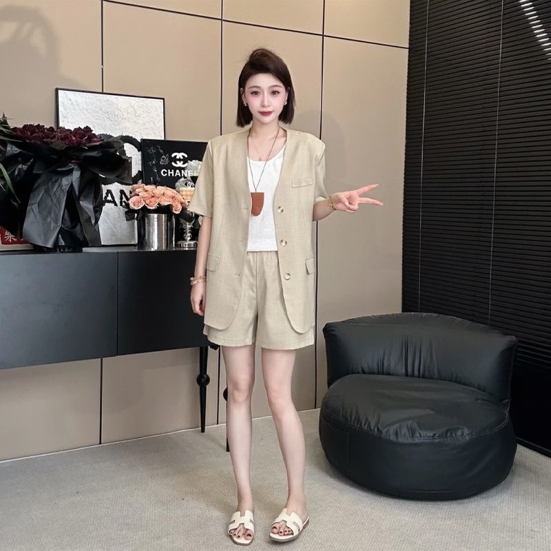 短袖气质减龄西装女夏季新款气质休闲薄款短袖西装短裤两件套装