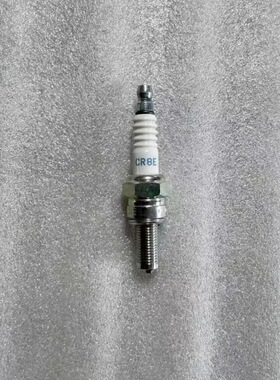 适用裂行NA125D125LA火花塞125T-37-38-39火嘴