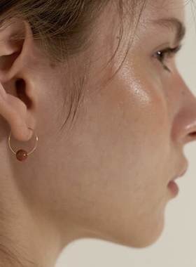 N/L 小巧精致迷你18k包金Gemstone Drop耳环天然金沙石耳圈女简约