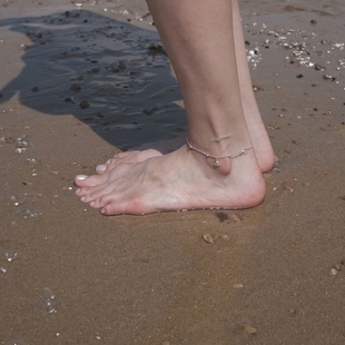 假日通体纯银贝壳吊坠细闪圆珠脚链女 法式 小众设计感 Lady Noble