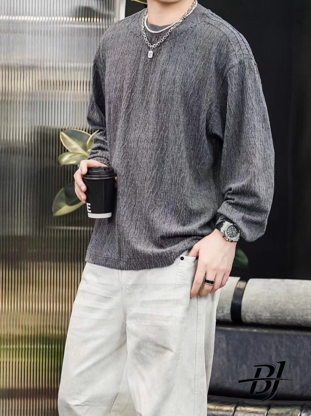 2026秋季潮流简约纯色宽松长袖卫衣男韩版慵懒风舒适百搭青年上衣