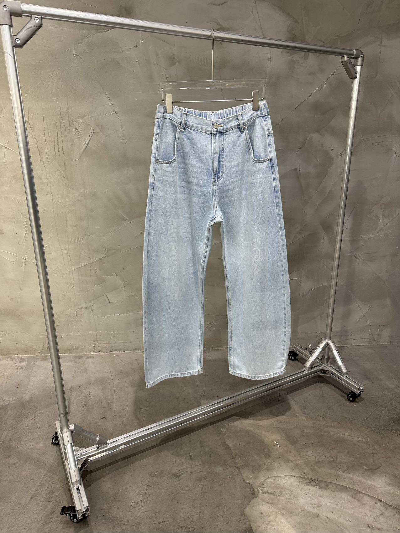 春季美式复古亮片浅蓝色牛仔裤男潮牌痞帅水洗做旧直筒弯刀阔腿裤