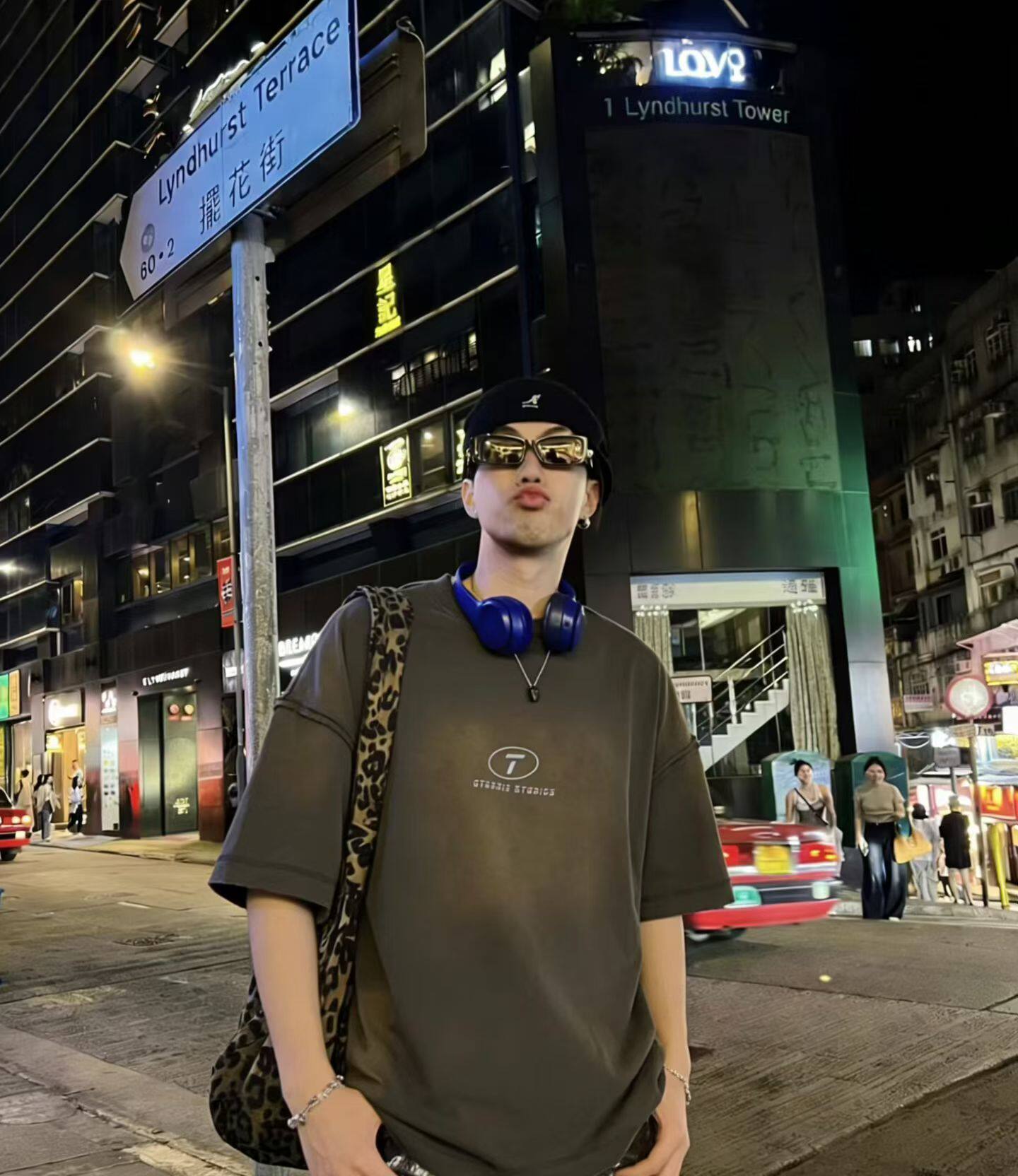 潮牌美式高街设计感做旧短袖男夏季宽松休闲百搭圆领T恤毛边上衣