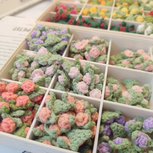带叶超迷你钩织毛线泡芙花朵仿真花diy手工服饰包包帽子发夹配饰