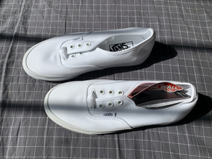 首尔的米家VANS AUTHENTIC白色经典款帆布牛筋底潮品休闲滑板鞋