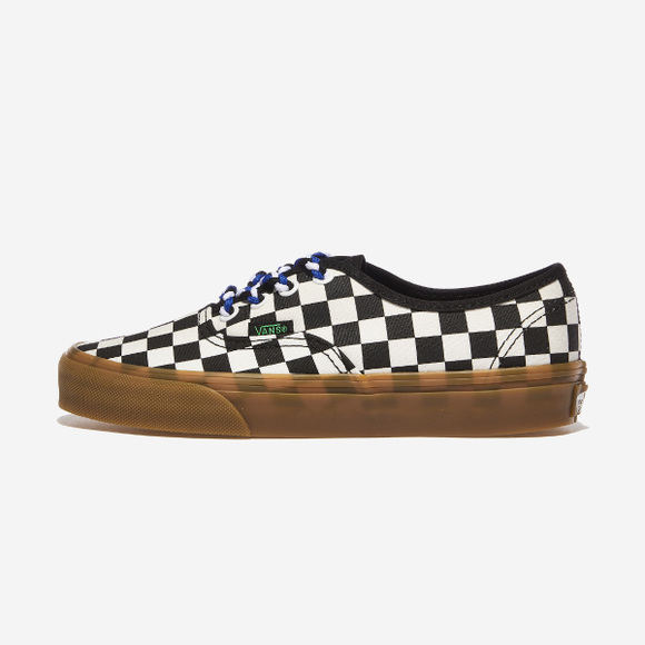 Authentic滑板运动鞋VANS
