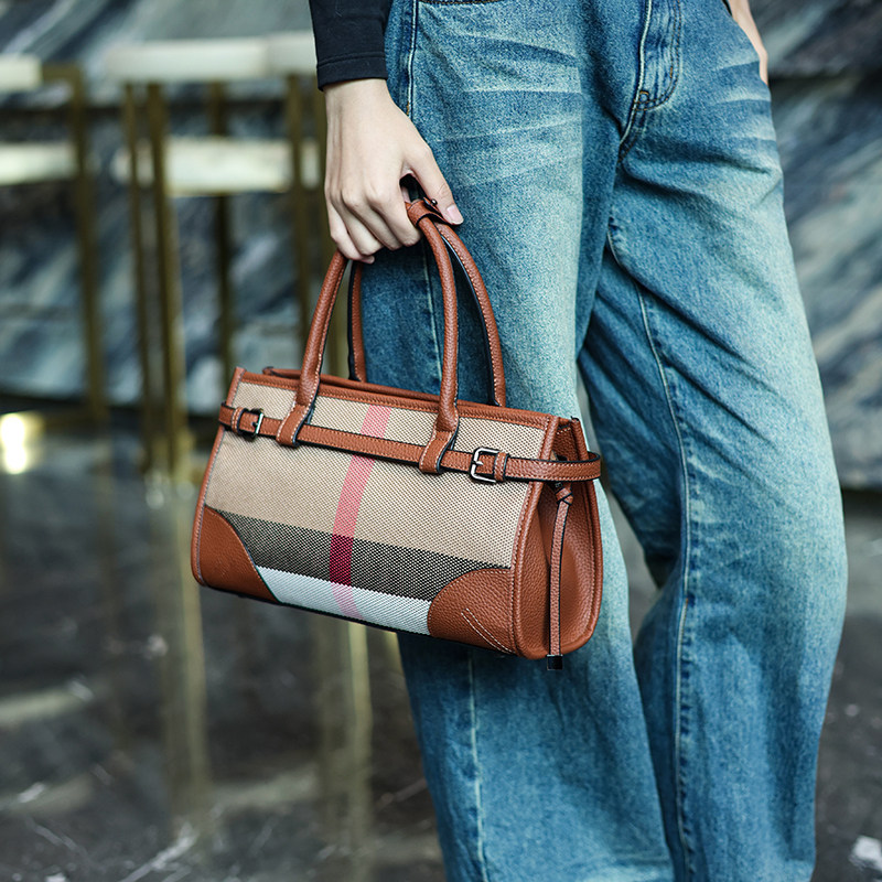 帆布包包女款格子牛皮托特包大容量通勤简约百搭手提包单肩斜挎包