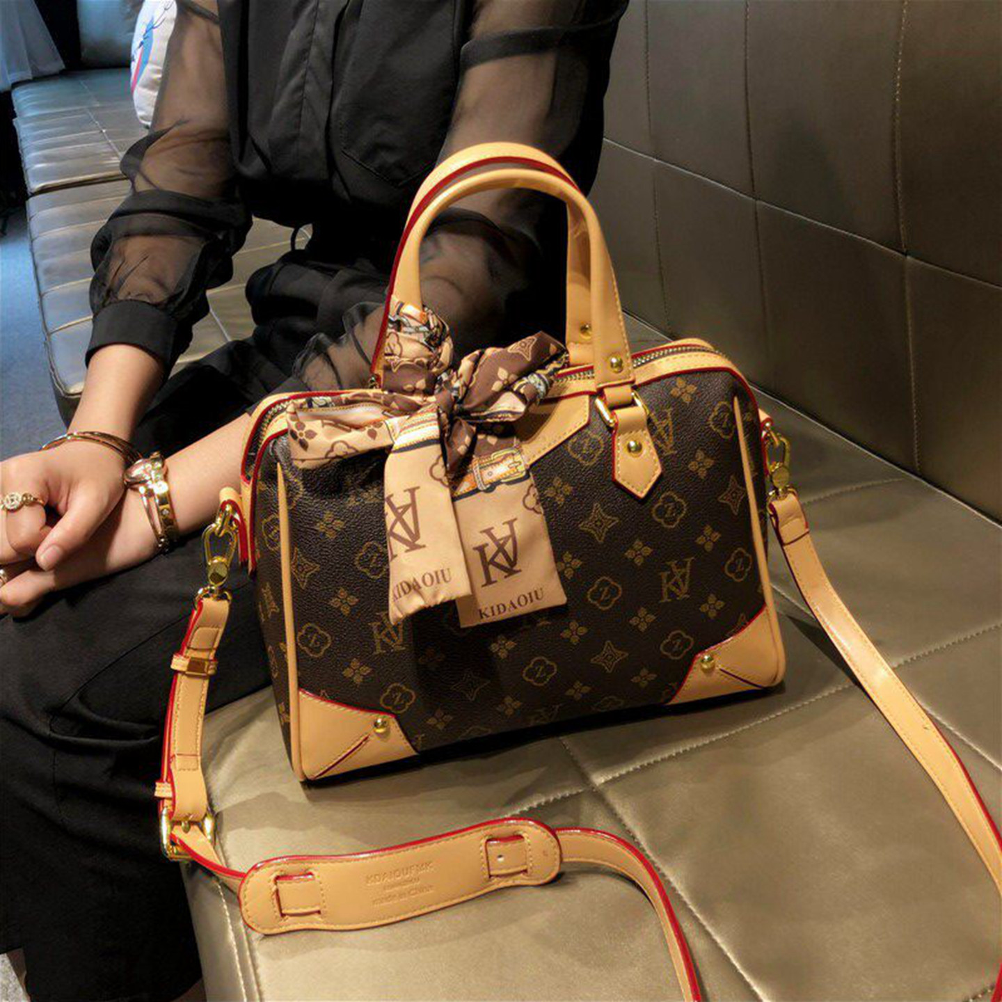 包包女款高级感时尚轻奢高端大气托特包大容量通勤手提单肩斜挎包