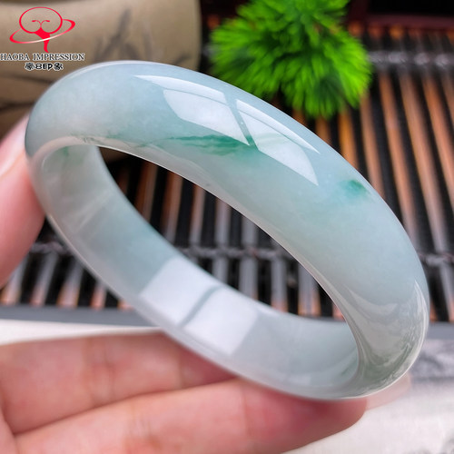 豪8印象®X26180X368翡翠手镯圈口60.3冰糯种绿飘花翡翠玉镯66g