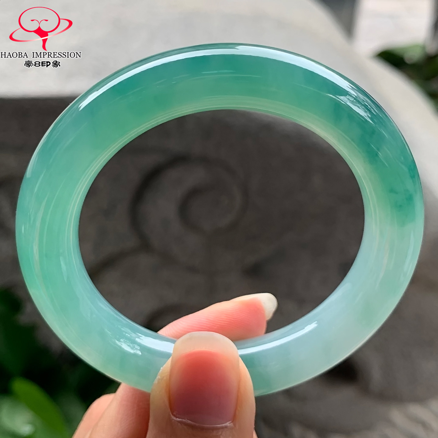 豪8印象V310翡翠圆条手镯圈口50.8天然高冰种蓝绿缅甸珠宝玉手镯