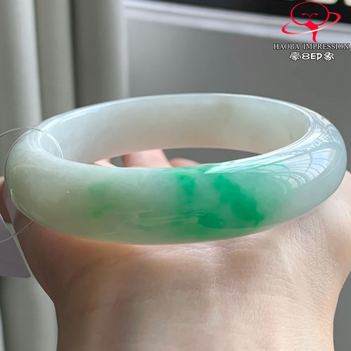 豪8印象W26180W530翡翠手镯圈口55.5天然冰糯种白底青阳绿玉手镯
