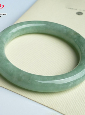 豪8印象L26090L194翡翠圆条手镯圈口55.0mm冰糯种天然豆绿玉镯子