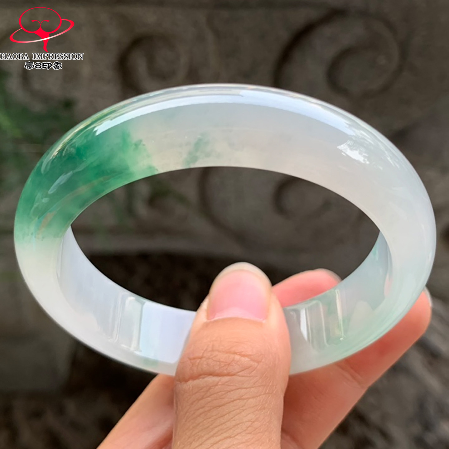 豪8印象V243翡翠手镯圈口55.7天然高冰种缅甸a货珠宝阳绿玉石手镯