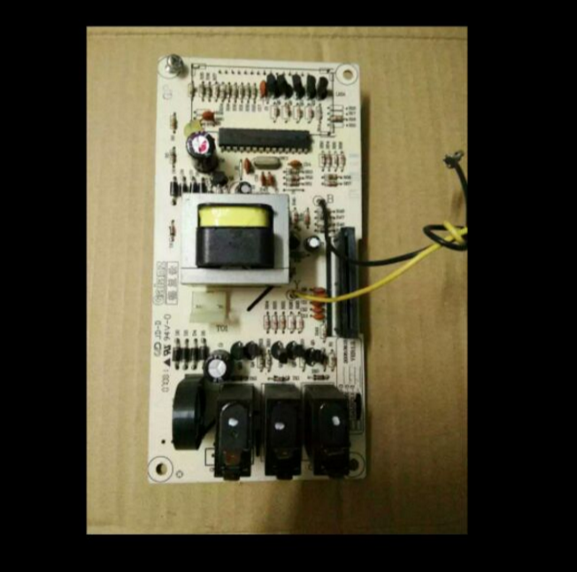 拆机格兰仕微波炉电脑板