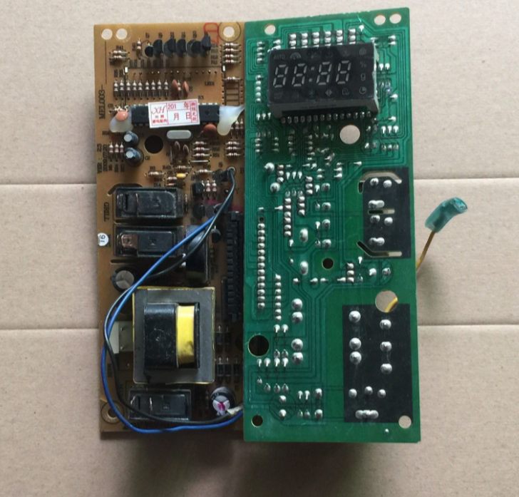 原装拆机，没修过，实物拍图，默认韵达，当天发货 买电视主板的亲，请看清标题的屏型号