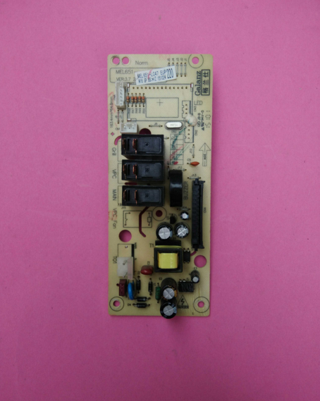 原装拆机，没修过，实物拍图，默认韵达，当天发货 买电视主板的亲，请看清标题的屏型号