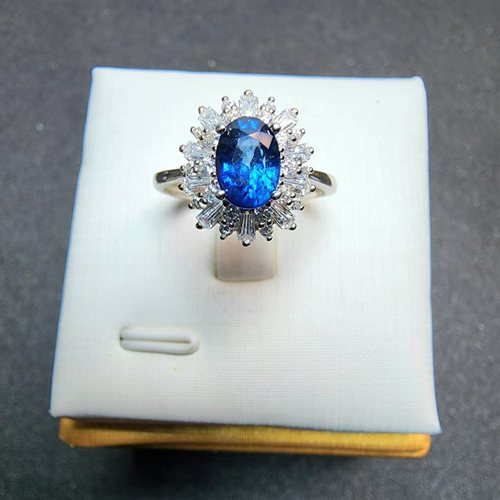 天然蓝宝石彩宝皇家蓝