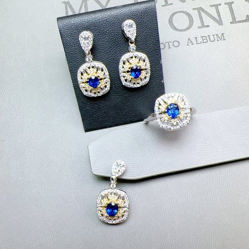 天然无烧皇家蓝蓝宝石戒指 吊坠 耳钉套装925银精工镶嵌 彩宝首饰