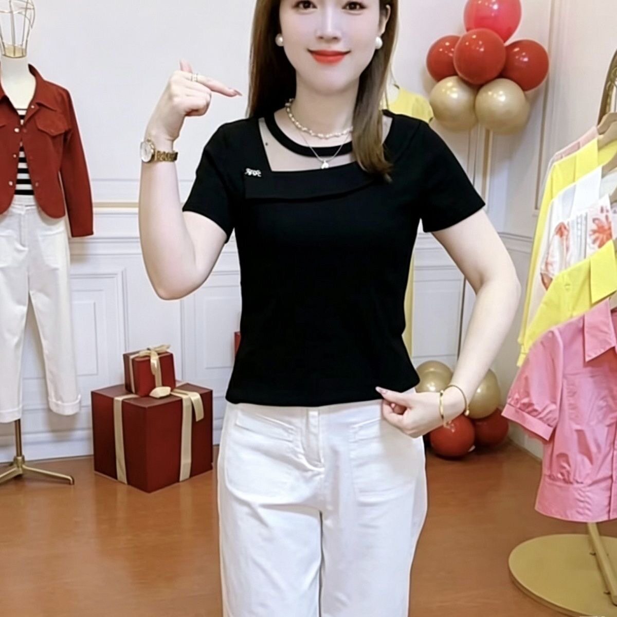 2026夏季新款短袖T恤女斜肩网纱拼接设计感修身显瘦洋气针织上衣