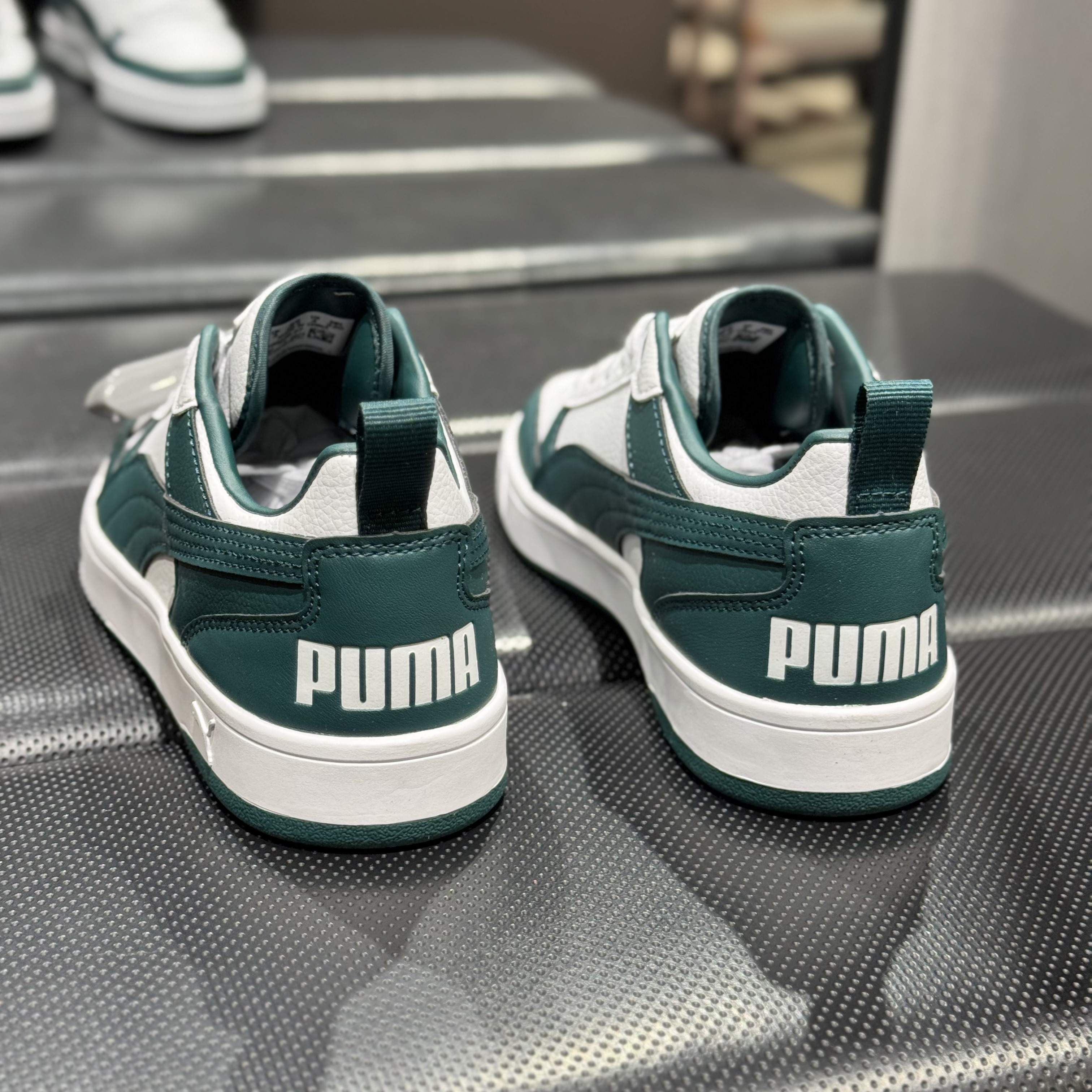 彪马男女情侣复古低帮板鞋