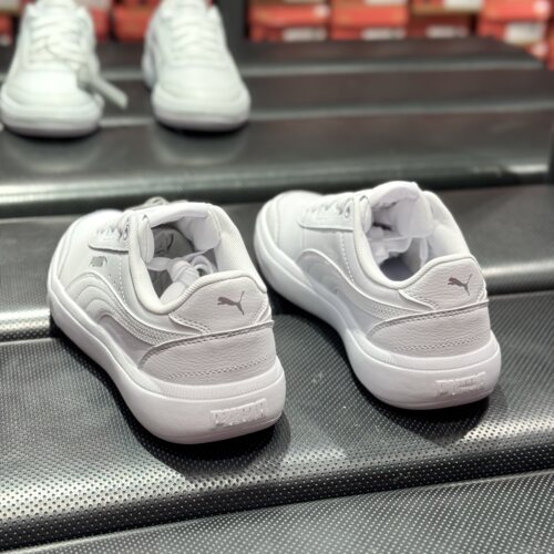 彪马PUMA新款女子复古低帮轻便皮面百搭运动休闲板鞋小白鞋383026