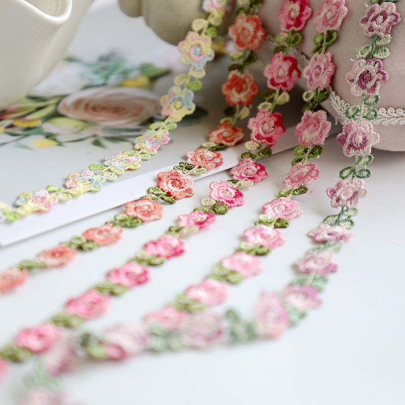 小花朵花边衣服蕾丝布料水溶彩色