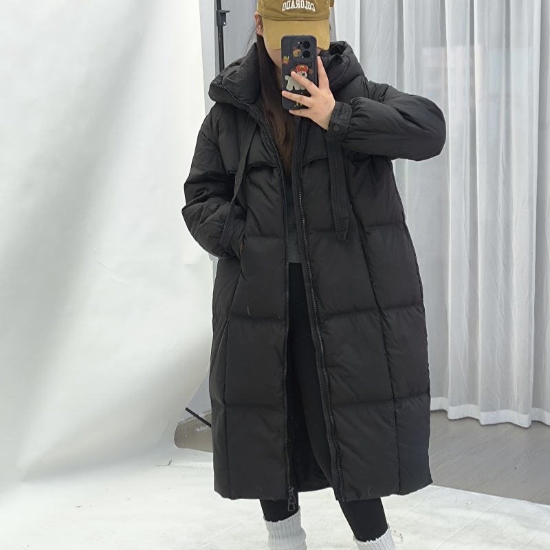 羽绒服女大码长款2025年新款长过膝大被子加厚连帽时尚飘带8808款