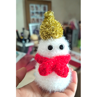 小雪人手工毛线钩针编织巴掌玩偶圣诞装扮礼物礼品针织创意订制