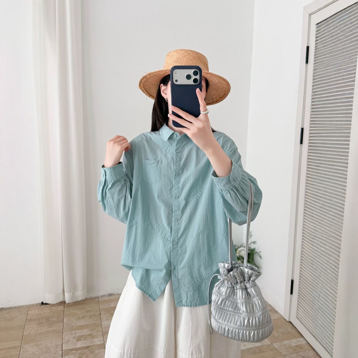 后背纽扣polo翻领长袖棉布衬衫