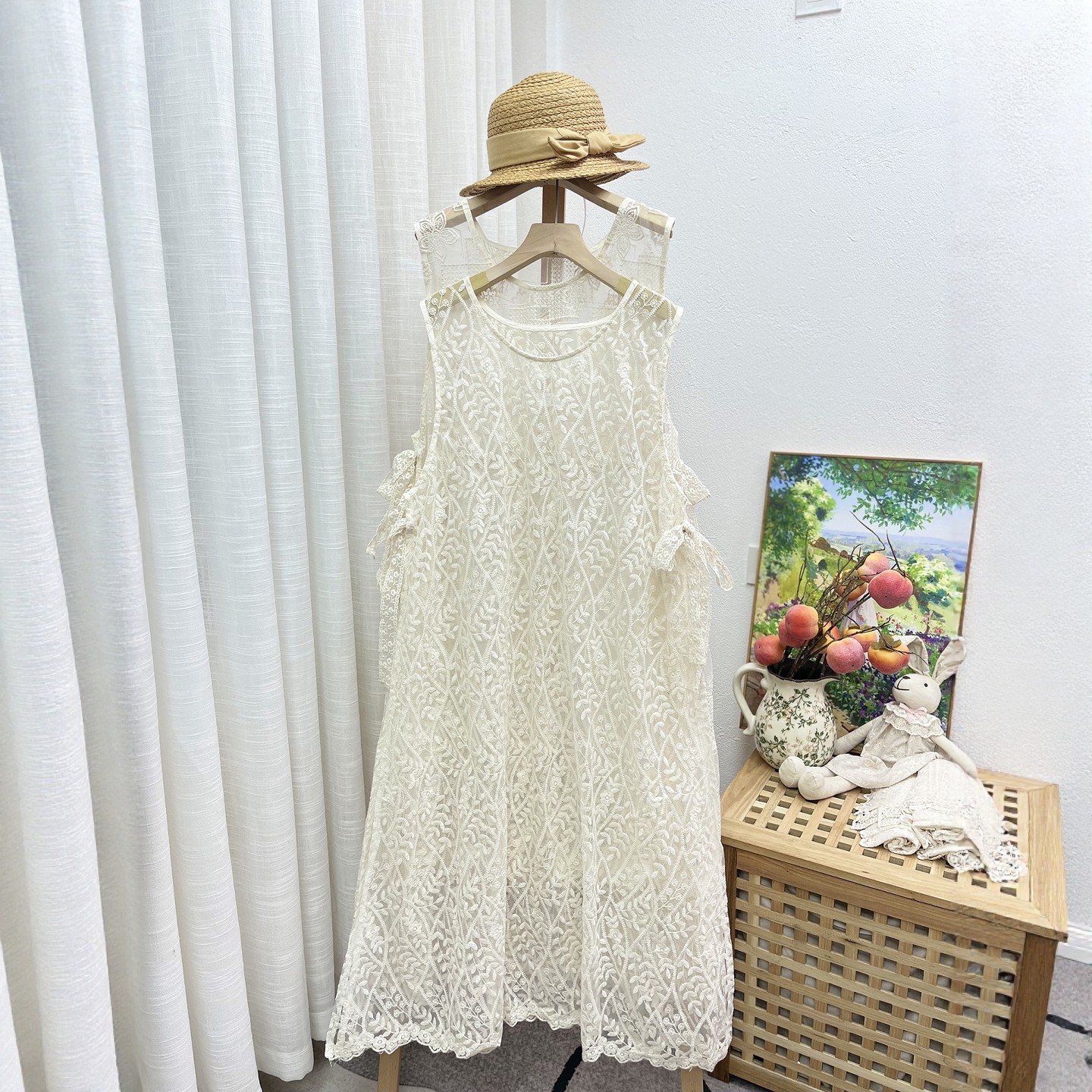 森系甜美透视蕾丝无袖罩衫连衣裙宽松减龄两侧开叉绑带叠穿马甲裙