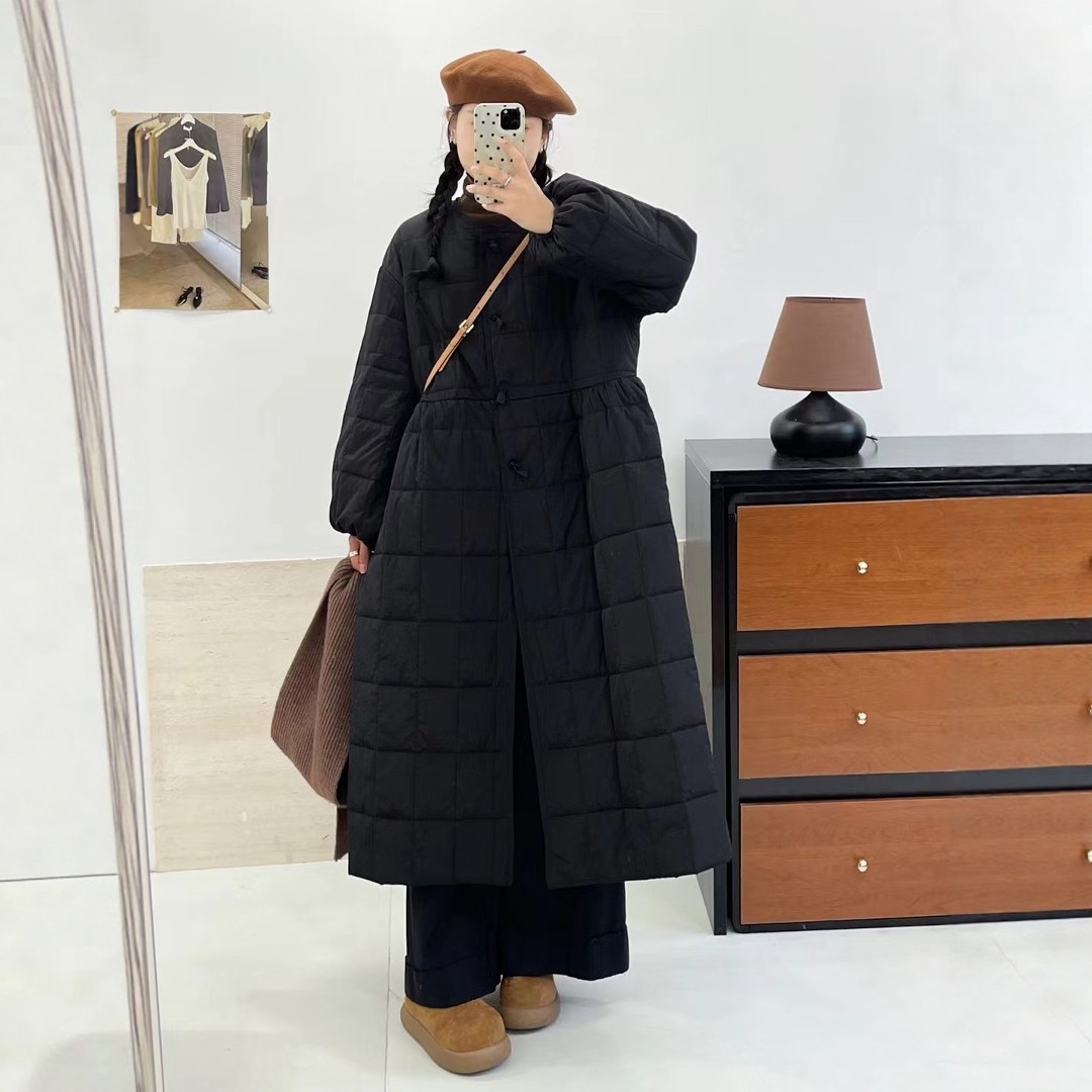圆领方格长款过膝加棉保暖棉服女
