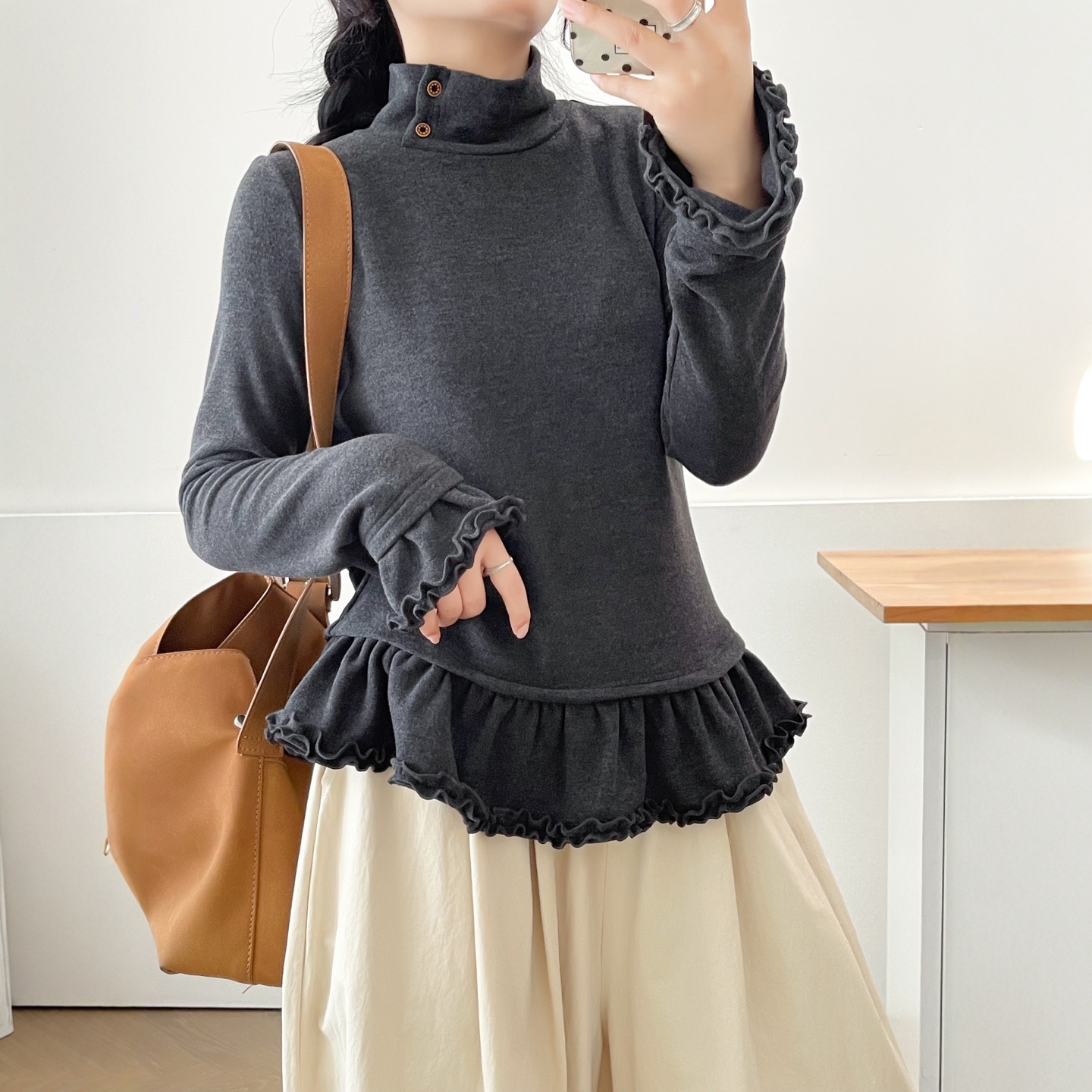 木耳边拼接高领打底衫T恤上衣女