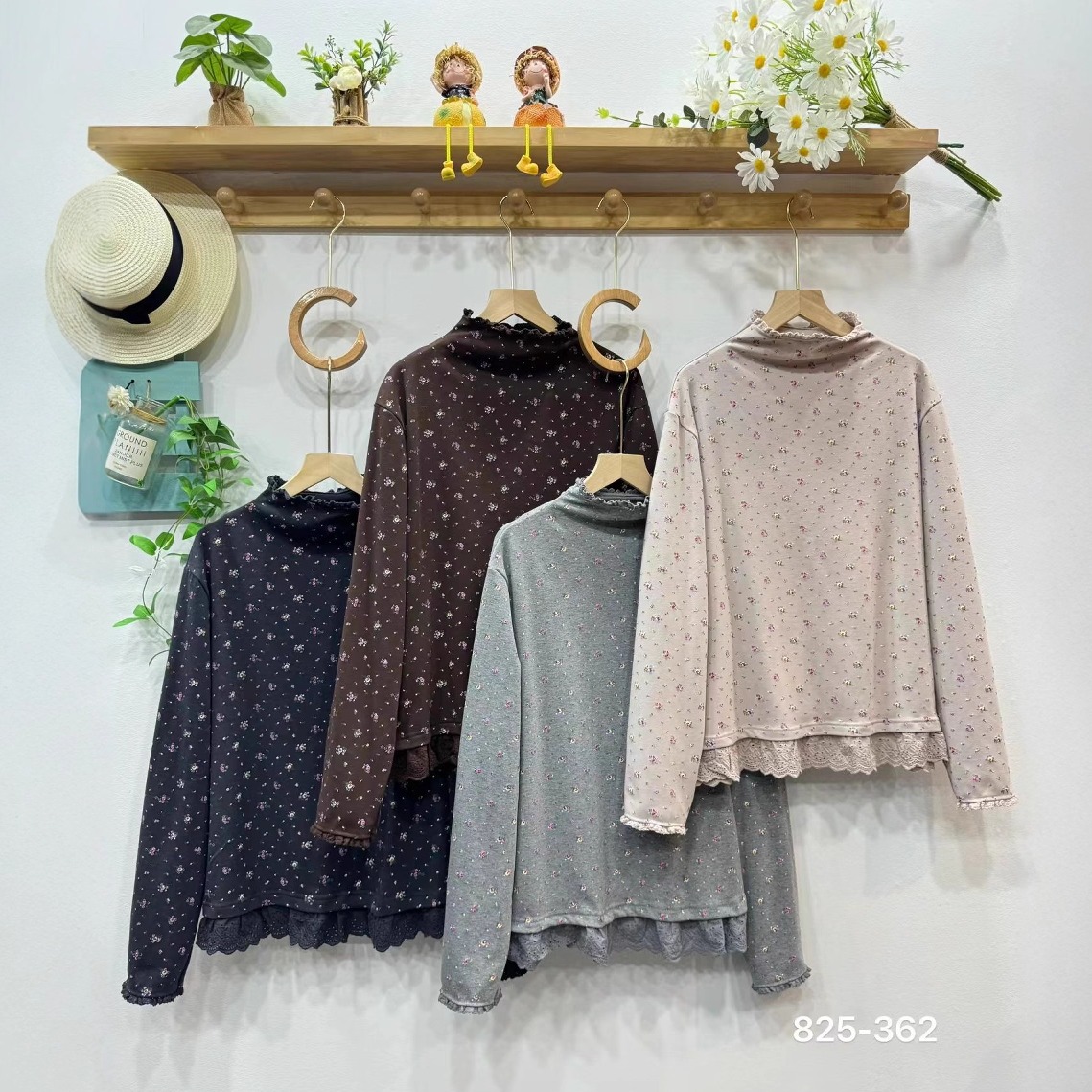 森系秋冬新款半高领碎花蕾丝边长袖打底衫宽松套头保暖内搭上衣女