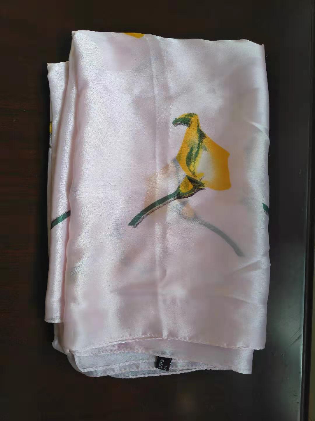 花卉植物春秋冬款桑蚕真丝巾女士围巾百搭长纱巾洋气时尚薄款披肩