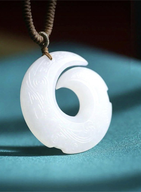 天然新疆和田玉吊坠石来运转挂件