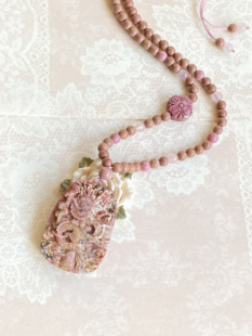 大龙牌 天然粉金蔷薇辉手作长项链