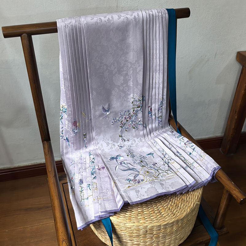 鸣皋堂制衣明制汉服马面裙定制绣花重工刺绣渐变色碧落小茶