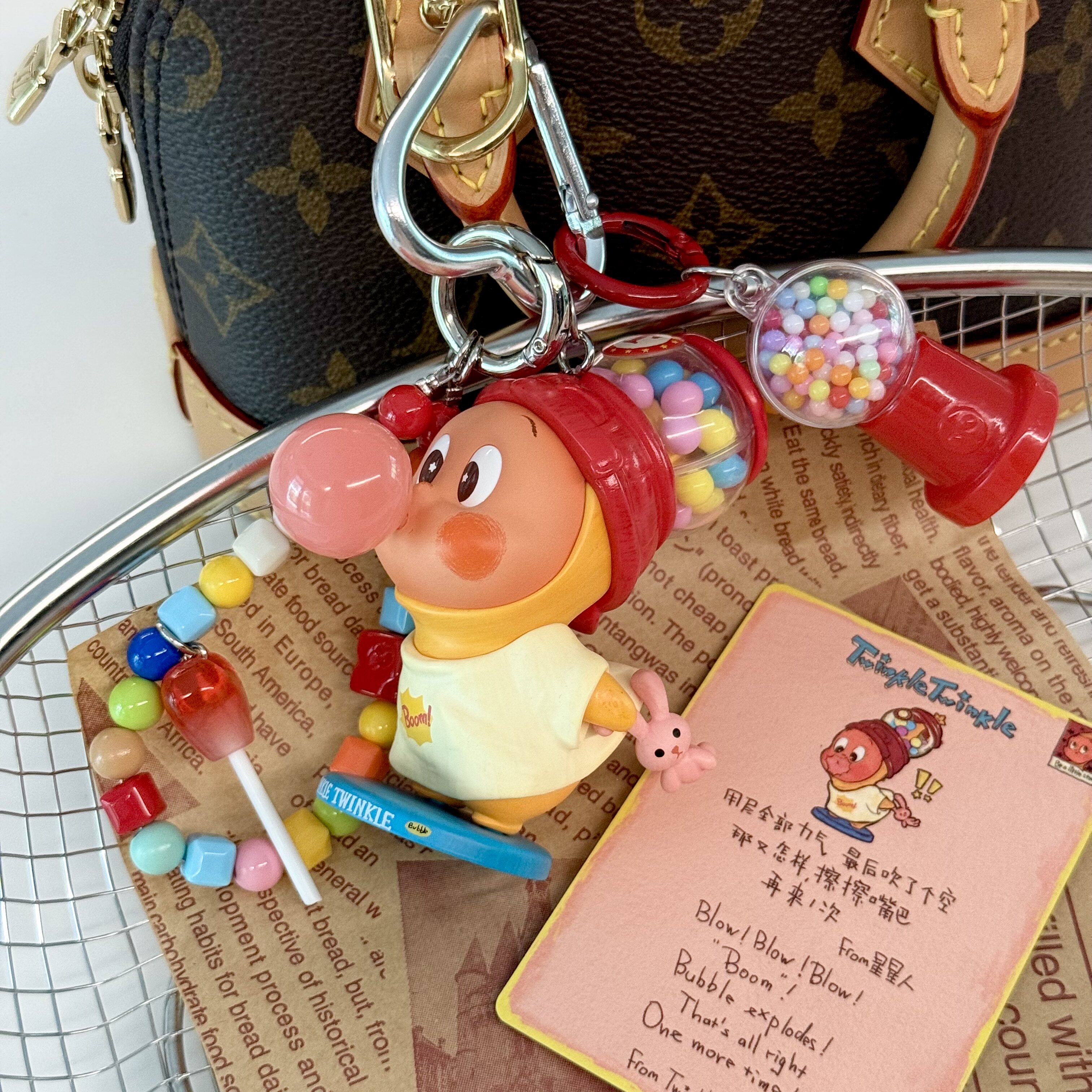 泡泡玛特星星人汽车钥匙扣挂件包包挂饰可爱卡通公仔玩偶饰品礼物