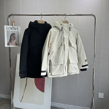 抗寒-20度！黑JIN羽绒服女短款2025冬新款收腰加厚鸭绒服冲锋衣