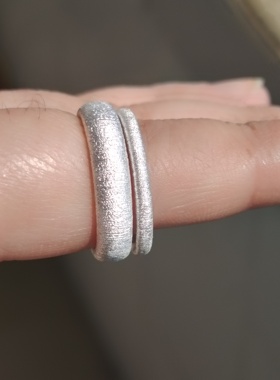 999足银手工素银勾丝拉丝丝绒感戒泥鳅背戒子闭口戒细戒尾戒定做