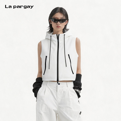 Lapargay机能风短款连帽马甲