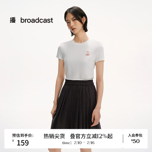 简约圆领，猫咪胸标