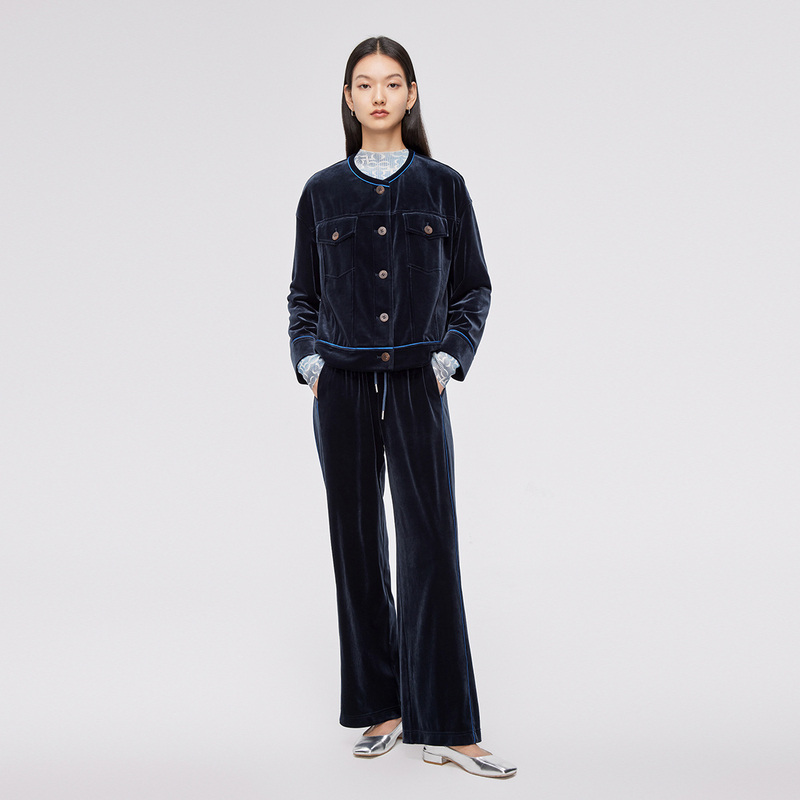 播2023春秋显瘦百搭修身显瘦款简洁H型复古丝绒外套女 BDQ1WD0011
