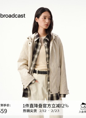 播假两件拼接短外套女秋冬连帽宽松随性上衣DDS4PD5236