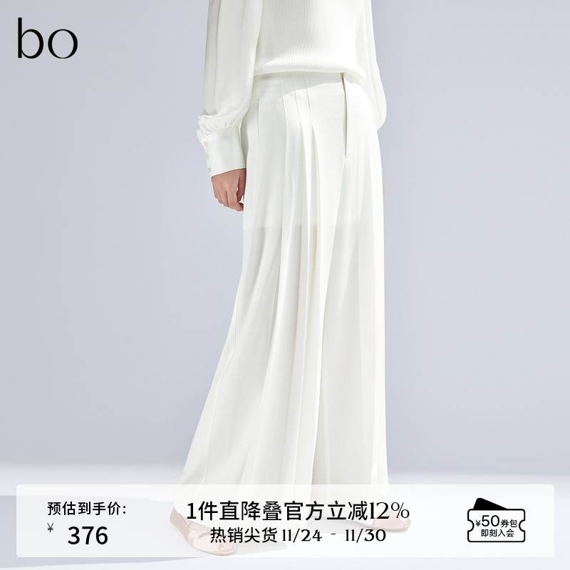 优雅褶皱腰头， 隐藏式侧口袋