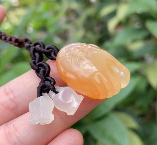 杨玉家天然黄龙玉脚丫