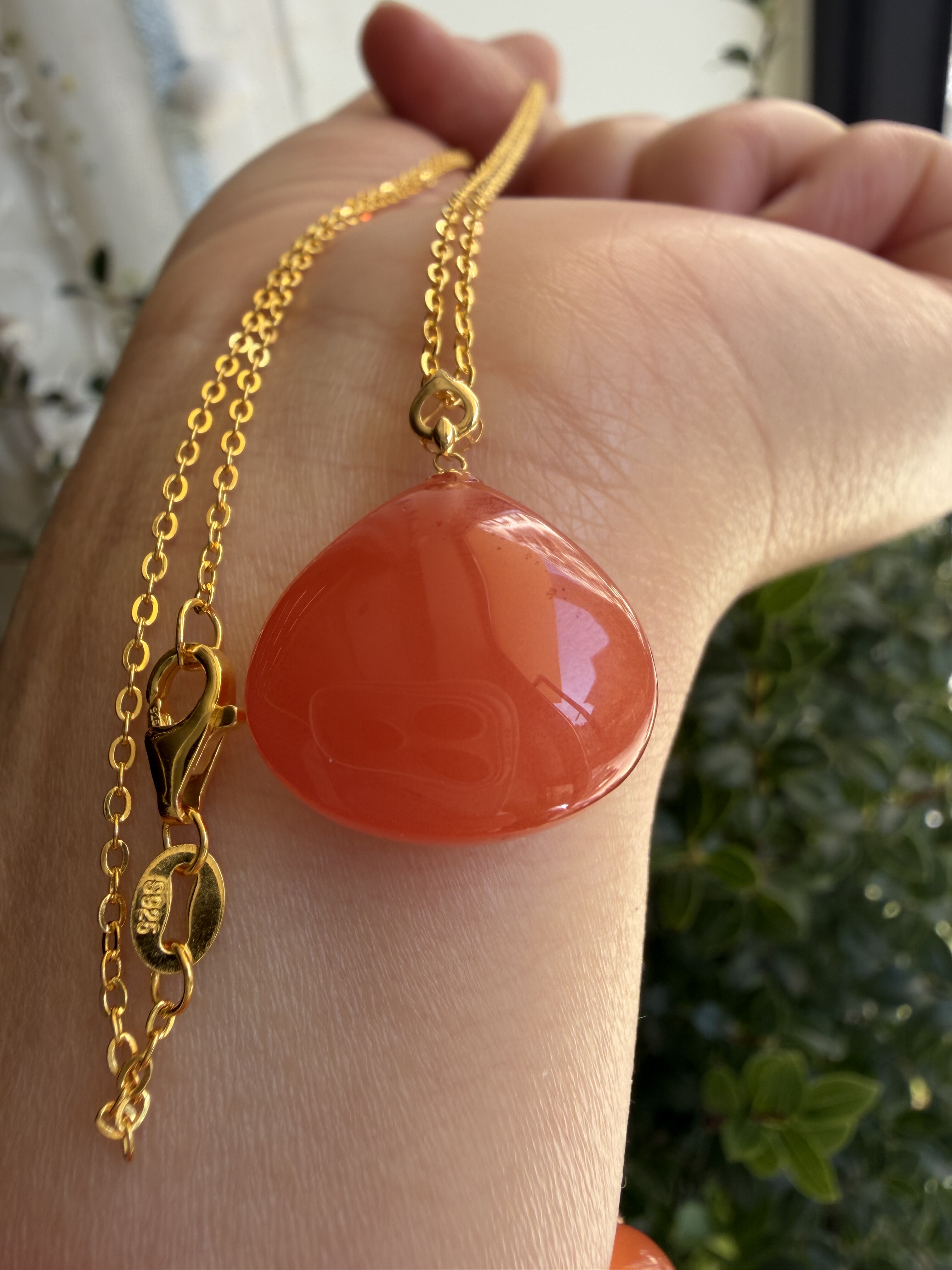 杨玉家云南保山原矿南红玛瑙冰飘水滴18K金扣银链锁骨吊坠证书新,饰品/流行首饰/时尚饰品新,颈饰,淘宝优惠券,粉丝福利购,淘宝优惠卷