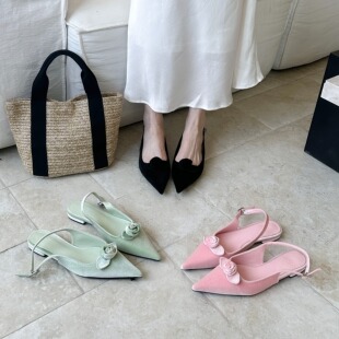 2026春夏新款低跟鞋女浅口玫瑰花绒面平跟平底鞋尖头凉鞋细跟单鞋